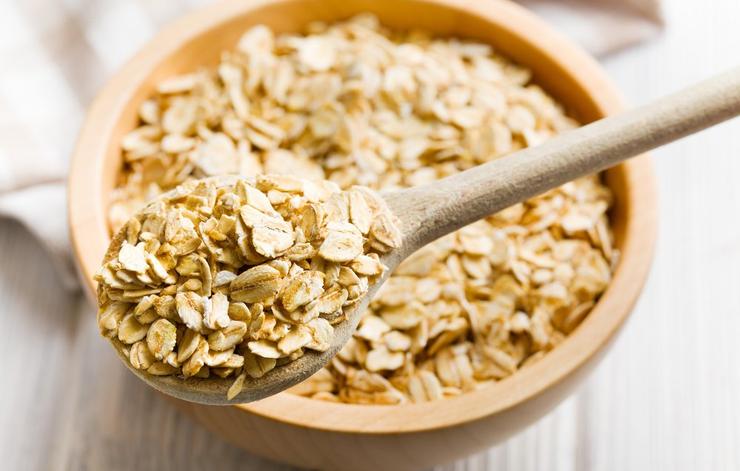 oats on a spoon
