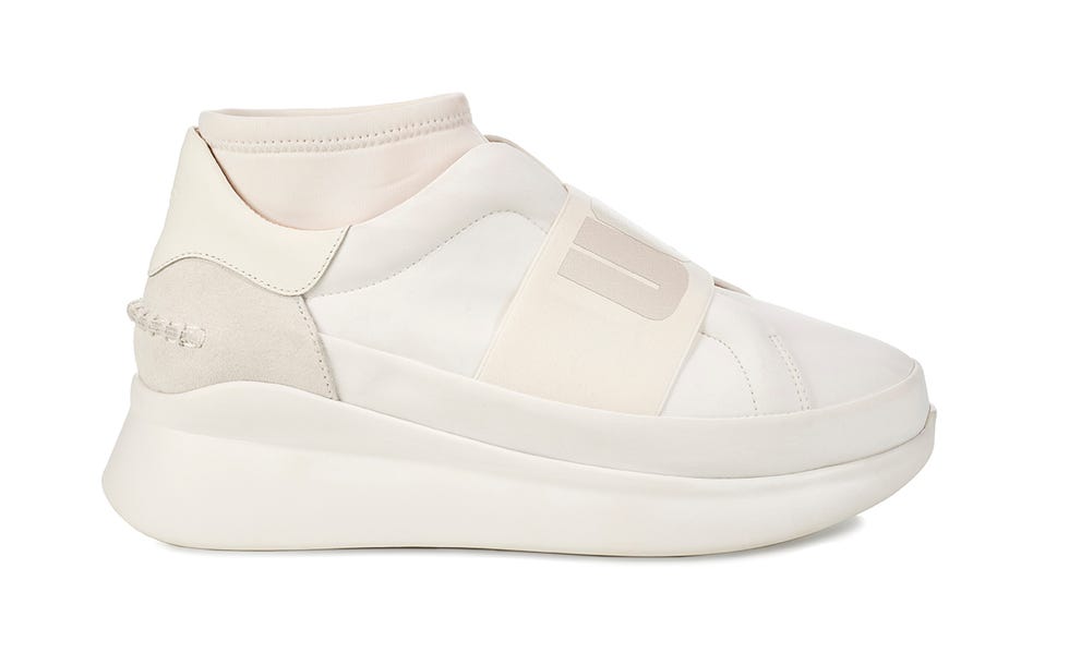 Footwear, White, Shoe, Product, Sneakers, Beige, Walking shoe, Plimsoll shoe, Athletic shoe, Skate shoe, 