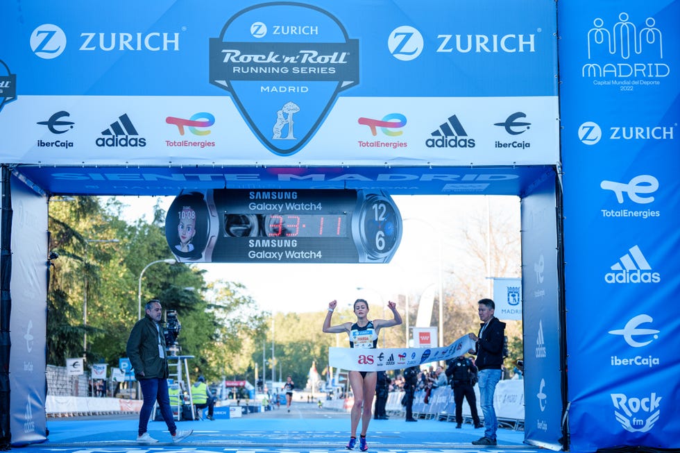 las mejores imágenes del maratón de madrid 2022