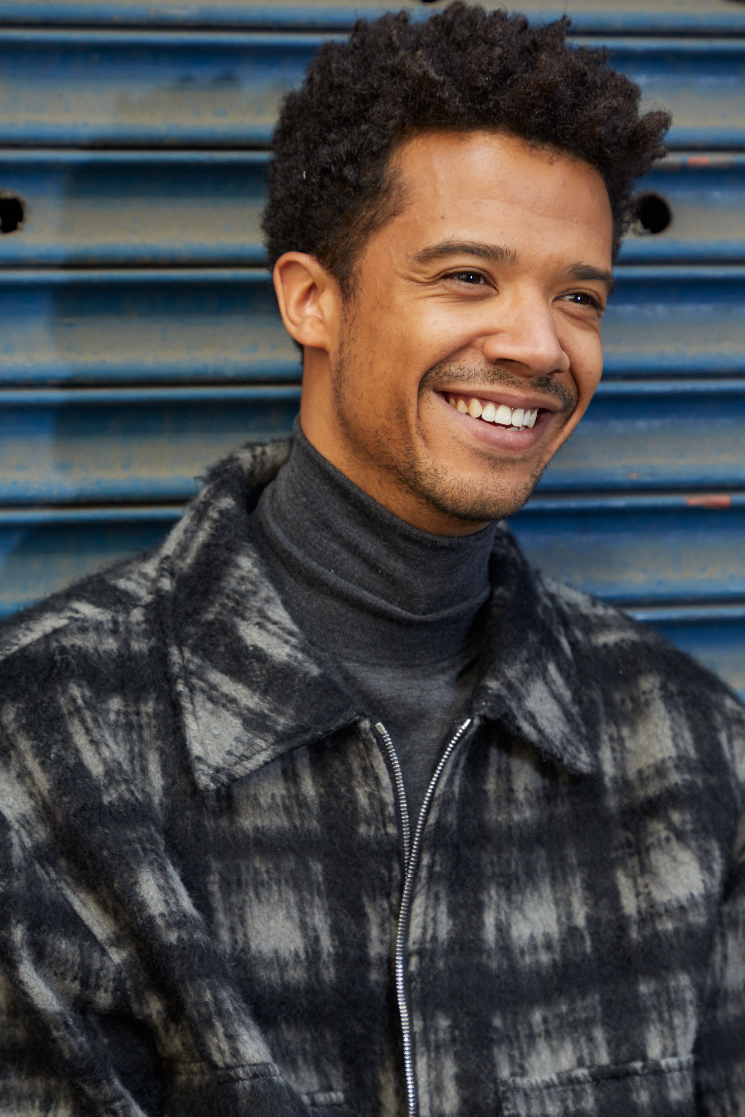 Foto van Joe Dempsie  & zijn vriend Jacob Anderson