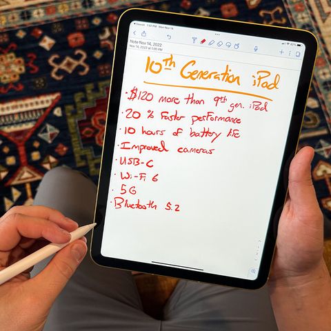 brandon writing a list of features the 10th generation ipad has on the 10th generation ipad