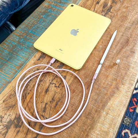 10th generation apple ipad with charger and apple pencil