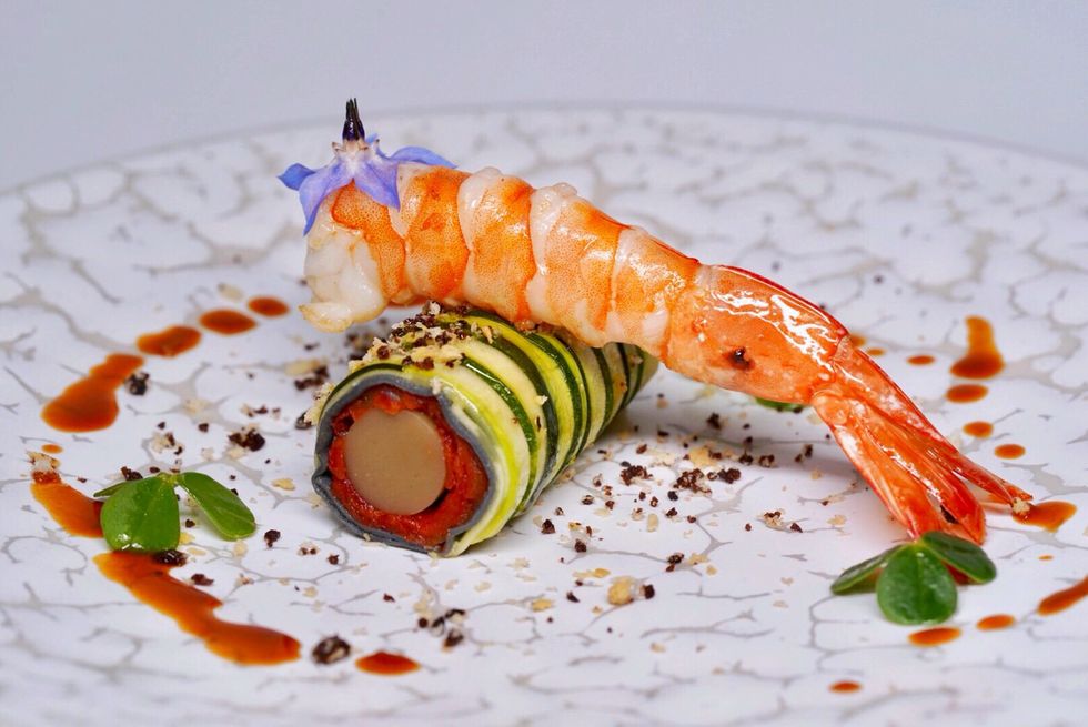 Food, Garnish, Dish, Cuisine, À la carte food, Caridean shrimp, Culinary art, Sushi, Ingredient, Sashimi, 