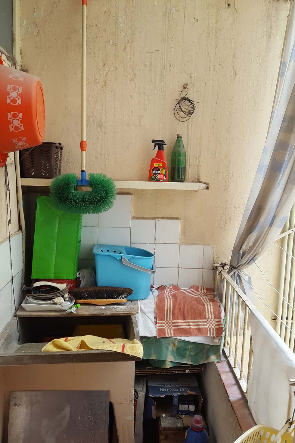 Piso reformado en Barcelona: ANTES: Terraza.