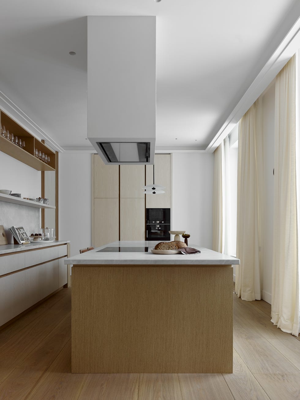 esta casa eran tres apartamentos que se fusionaron para darle a una familia viajera un hogar definitivo