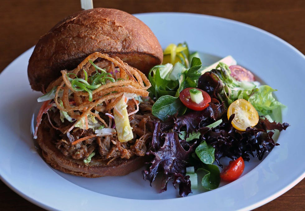 kalua pork sandwich