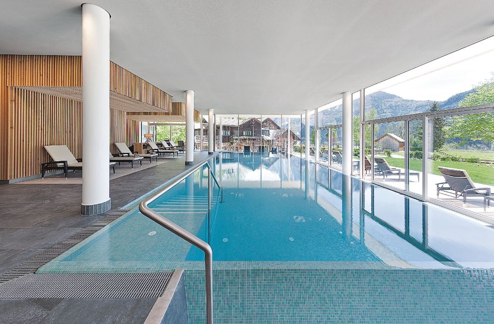 Swimming pool, Property, Building, Real estate, Architecture, Leisure centre, House, Leisure, Home, Resort, 