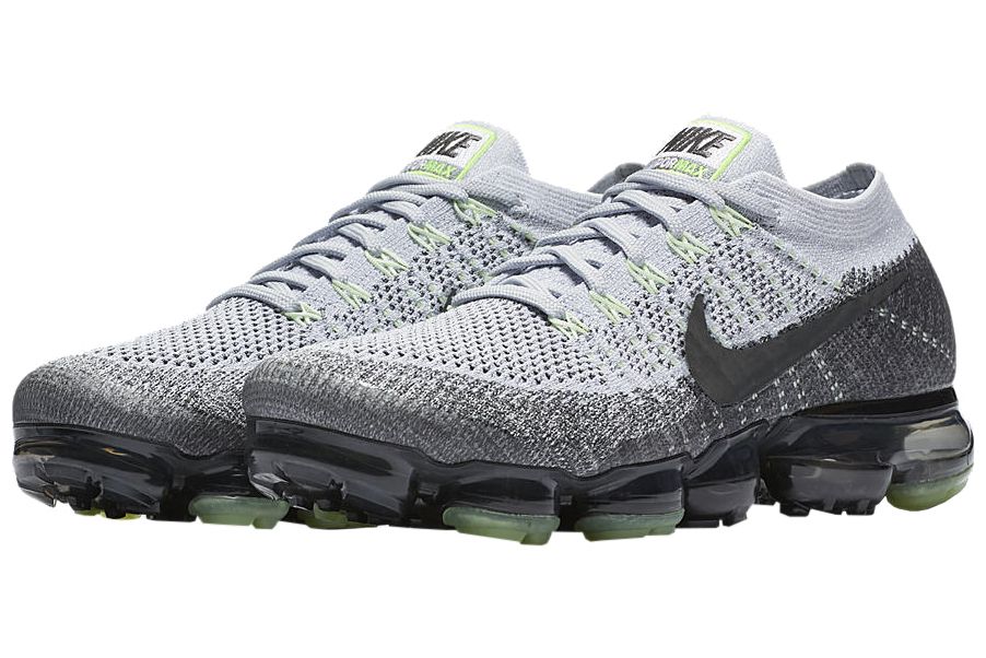 free giveaway win triple white nike Turquoise air vapormax flyknit