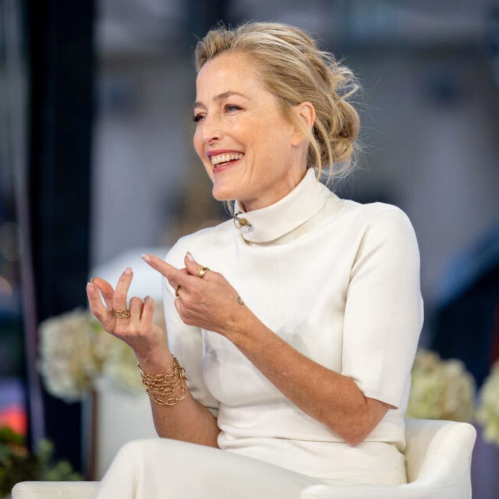 ジリアン・アンダーソン ジリアン・アンダーソンが語る、エンパワーメントとしてのビューティ＆ウェルネス | ビューティ | ELLE ［エル デジタル］