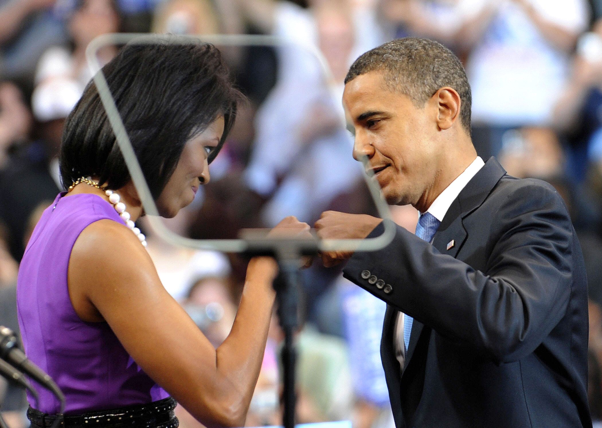Sweetest Barak and Michelle Obama Pictures image photo