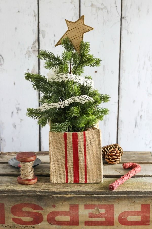 10 Upcycled Christmas Tree Stand Ideas – Flea Market Finds: Home and Garden  Decorating Ideas by Expert Interior Decorators