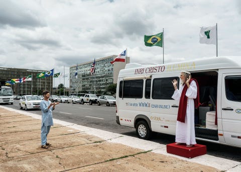 INRI Cristo zegent het Nationaal Congres in het centrum van Brasilia