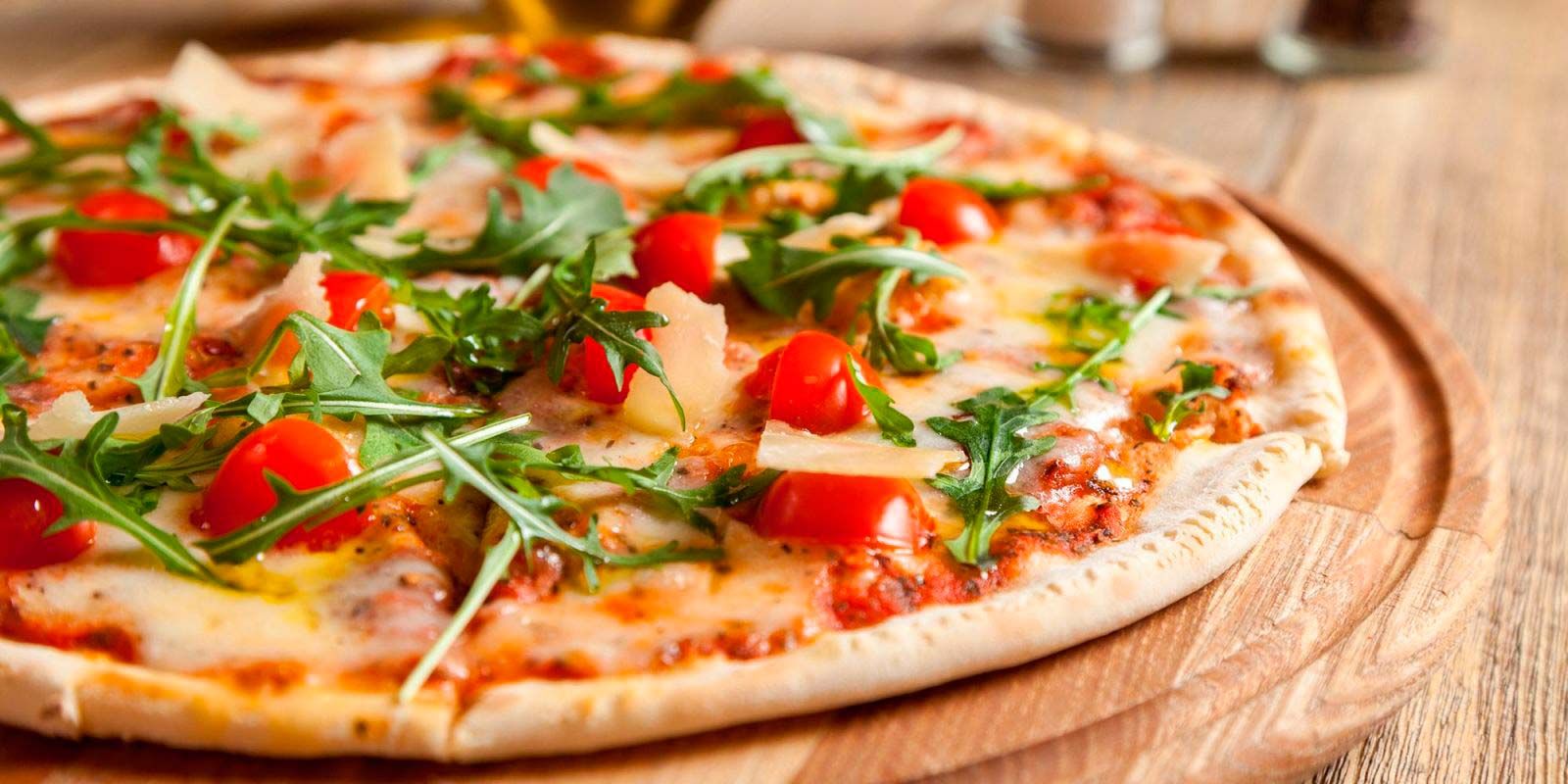 Consejos para que comer pizza sea más saludable