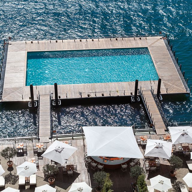 7 of the World's Coolest Swimming Pools