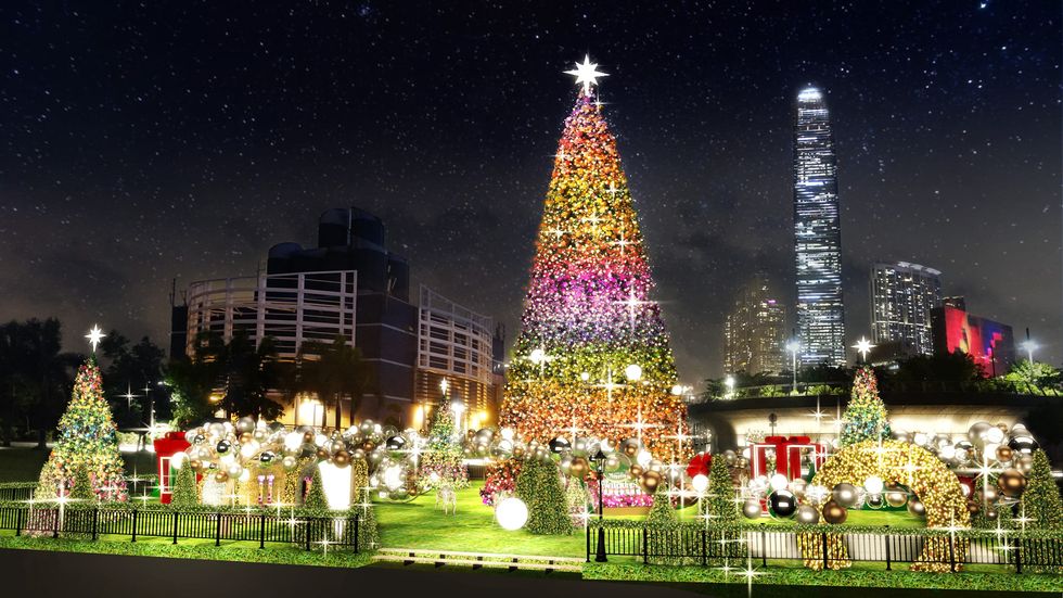 香港聖誕節打卡景點推薦！冬日維港水上煙火，海港城、迪士尼樂園共度歡樂聖誕佳節