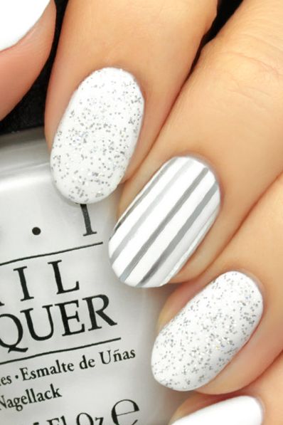 Best White Nail Designs - Silver and White Nails With Glitter
