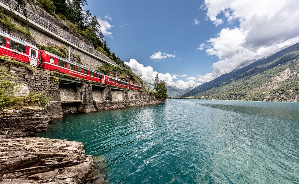 Bernina Express: A guide to the Bernina Express and tickets