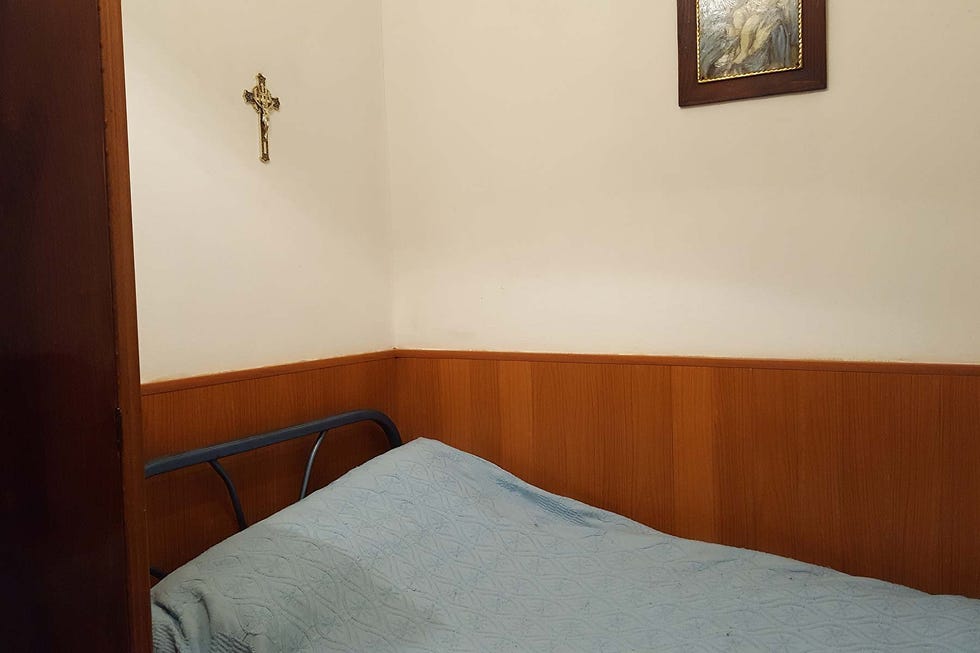 Piso reformado en Barcelona: ANTES: Dormitorio.