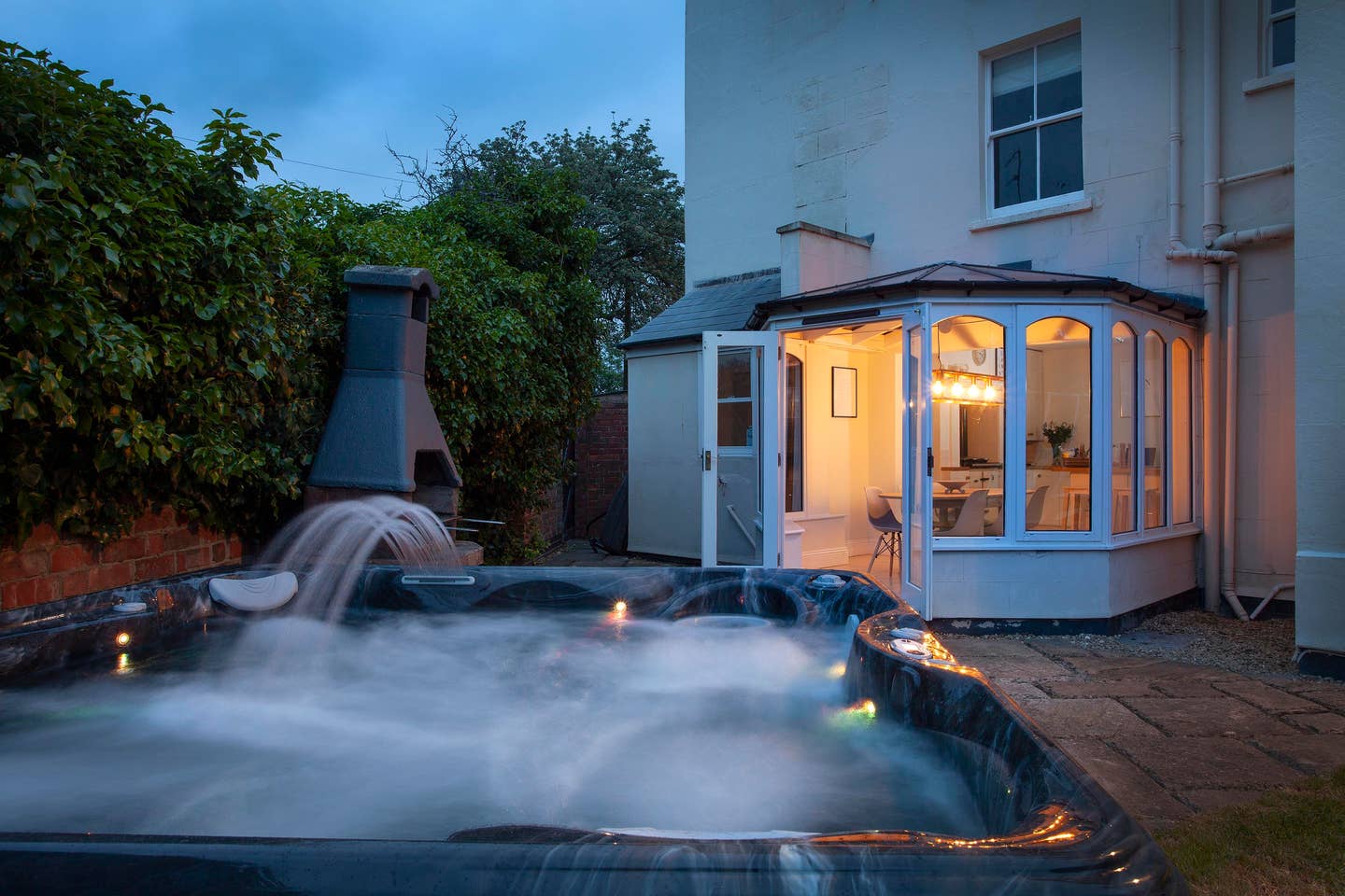 15 best airbnb's with hot tubs   women's health uk