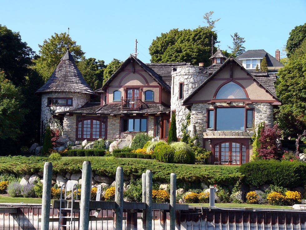 most-expensive-lakes-to-live-on-in-america-expensive-lake-homes