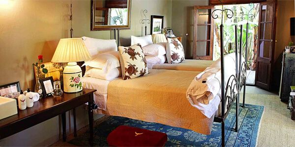 Bedroom, Room, Bed, Furniture, Interior design, Property, Bed sheet, Bed frame, Bedding, Suite, 