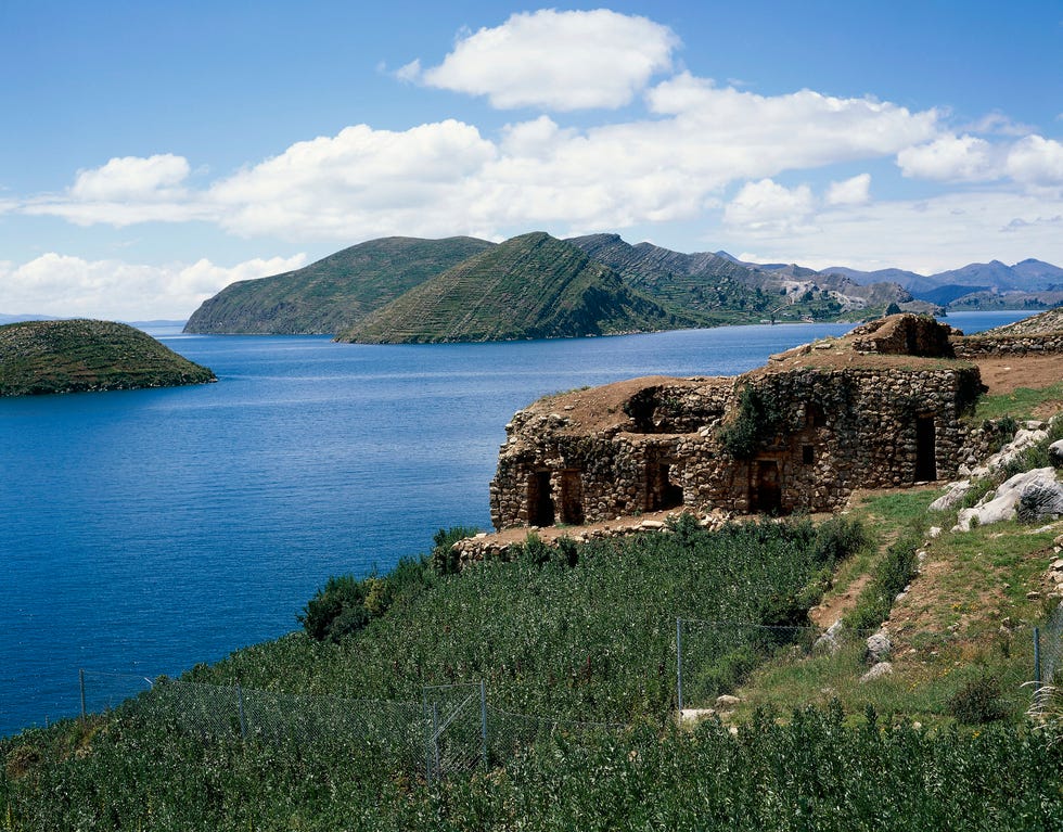 Bolivia, Lake Titicaca, Sun Island (Isla del Sol), ruins of the Inca Palace, Inca civilization