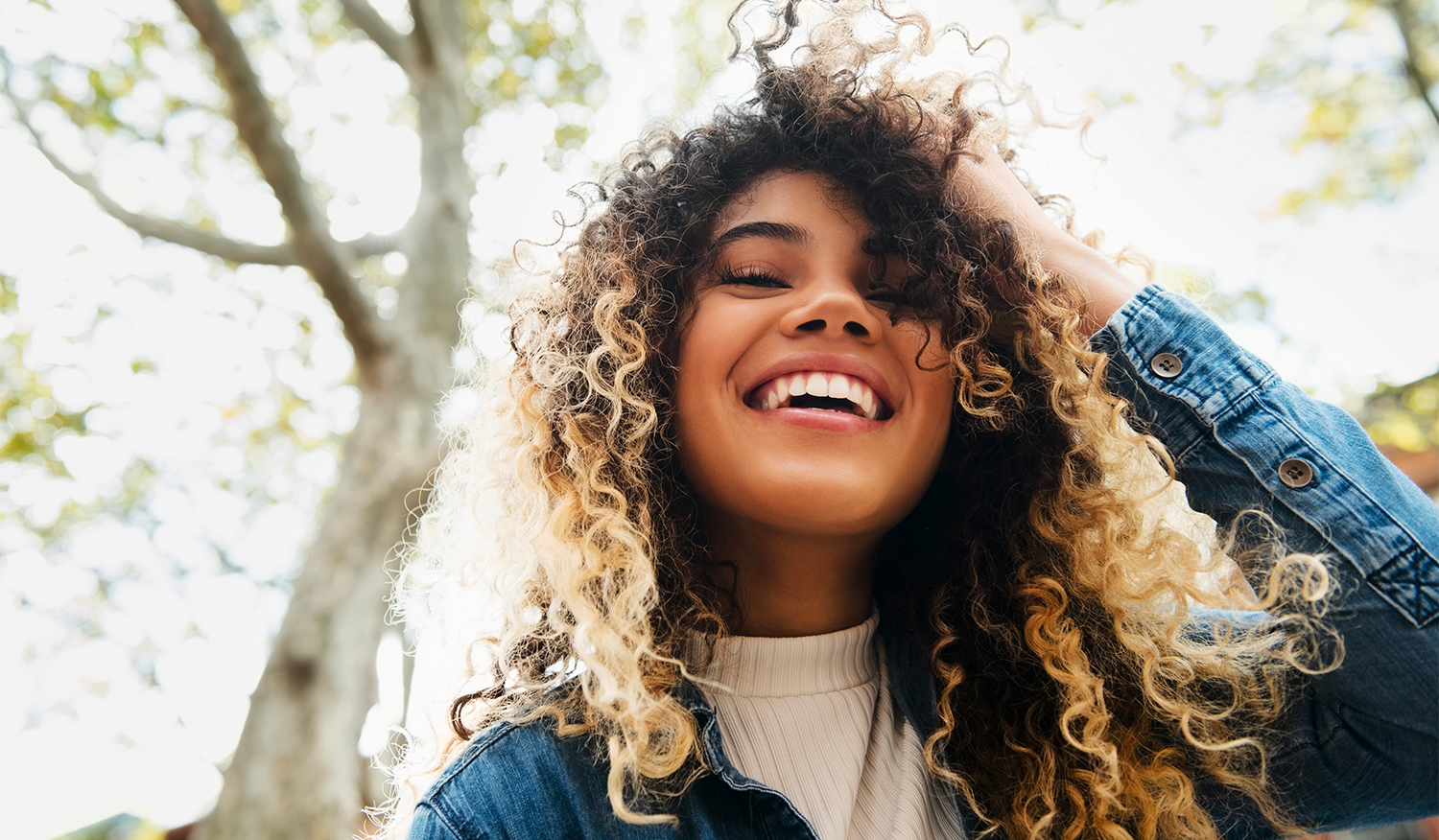 Cool Girl” Curly Hairstyle! would you try it? 🫶🏽 #curlyhair