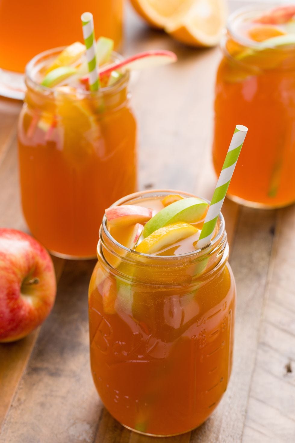 apple cider sangria