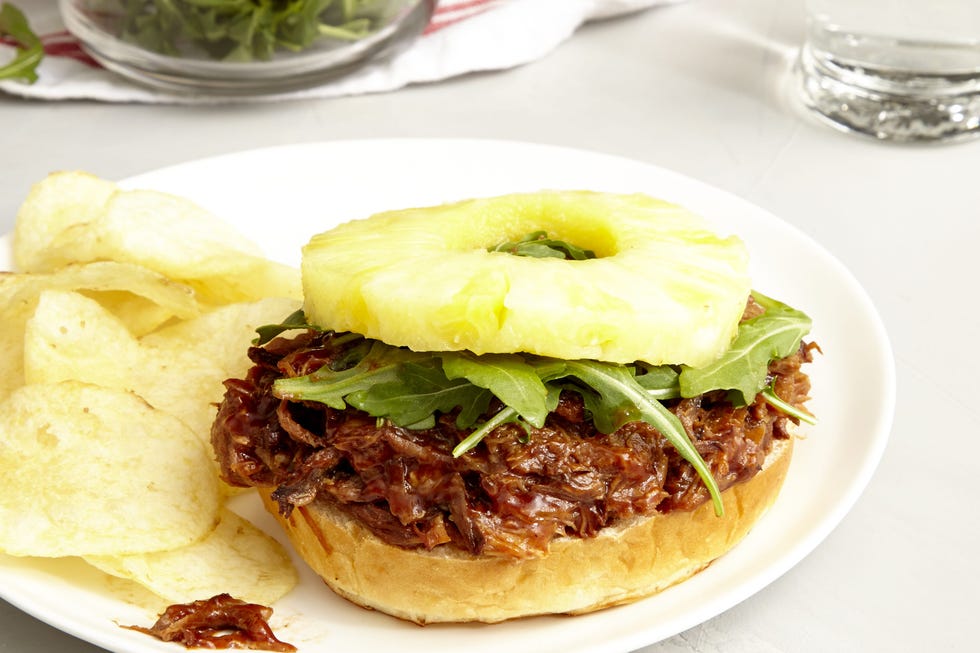 slow cooker hawaiian pulled pork sandwiches