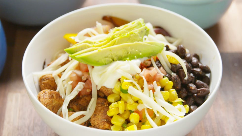 mexican chicken and quinoa bowl