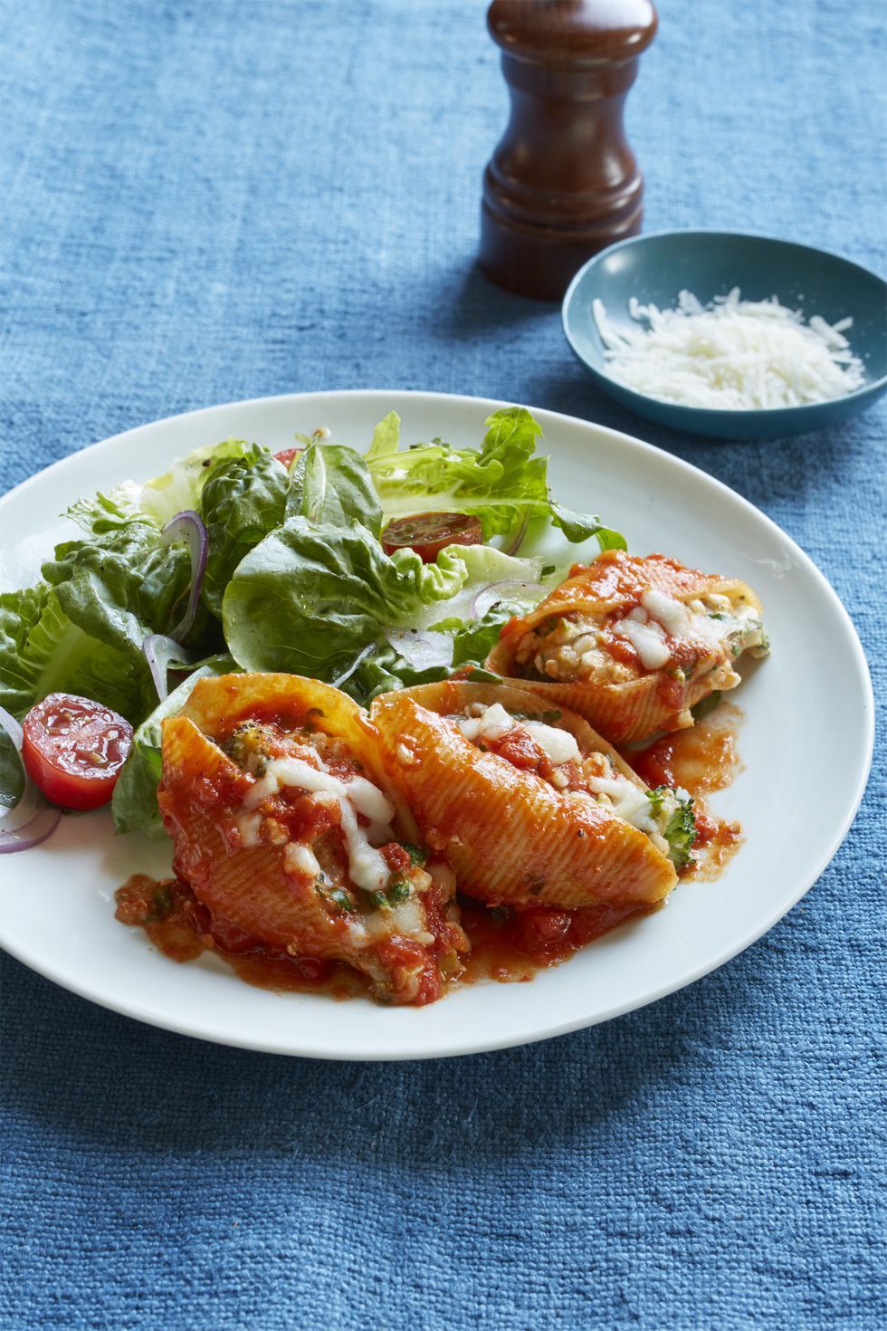 meatless dinner ideas - Broccoli and Cheese Stuffed Shells