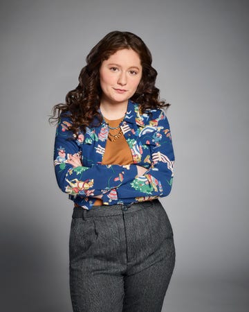 Emma Kenney as Harris on 'Roseanne'