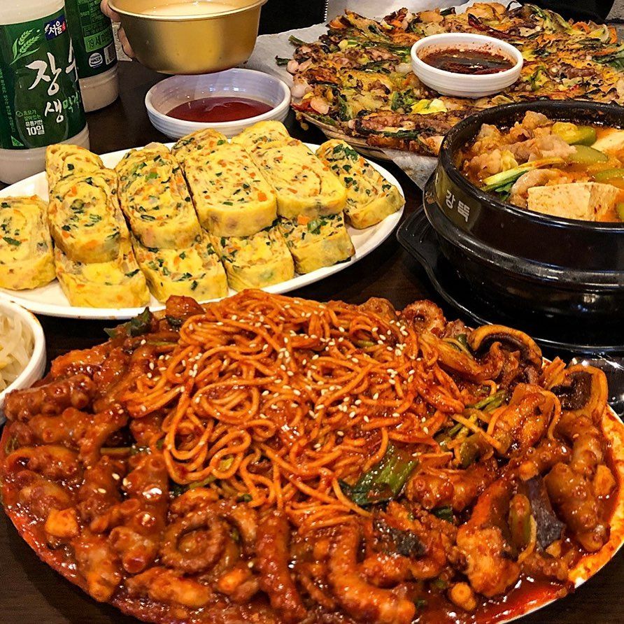 2023韓國旅遊美食攻略！精選首爾弘大8間餐廳推薦，延南棟爆紅辣炒章魚、限量玉米派攻陷老饕味蕾