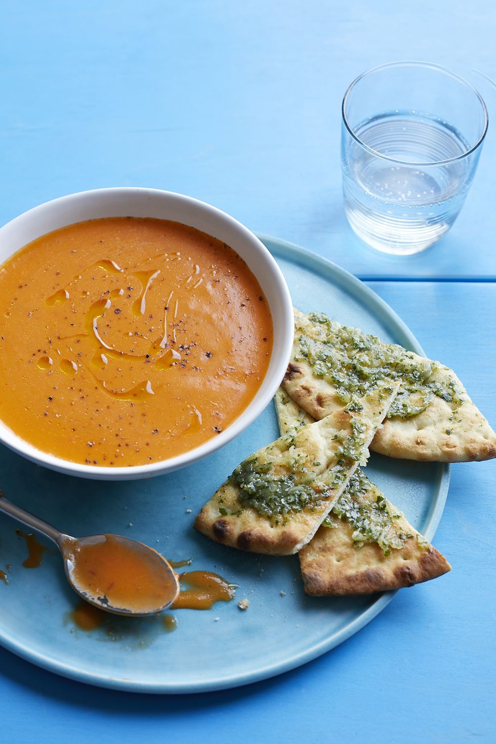 romantic dinner spiced tomato soup with flatbread