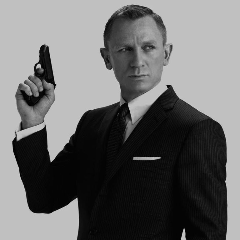 映画『007』シリーズのプロデューサーが、「ボンド役はどんな人種でもいいが男性」だと断言｜ハーパーズ バザー（Harper's BAZAAR）公式