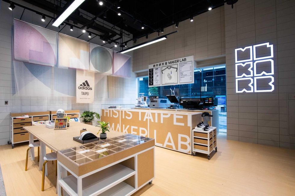 adidas brand center品牌概念店必逛亮點：首座maker lab「客製化服務」