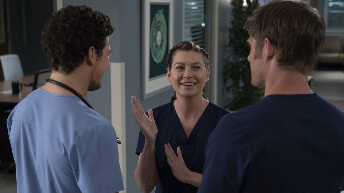 preview for Grey's Anatomy Season 15 Supertrailer