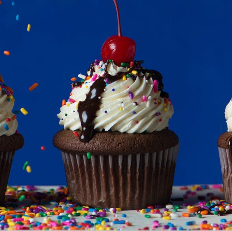 Fun Things to Do at a Sleepover - Cupcake Decorating