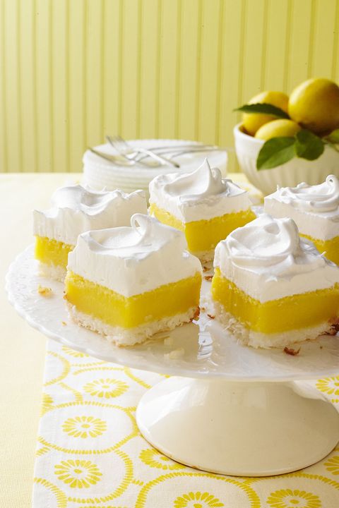 lemon bars with marshmallow frosting