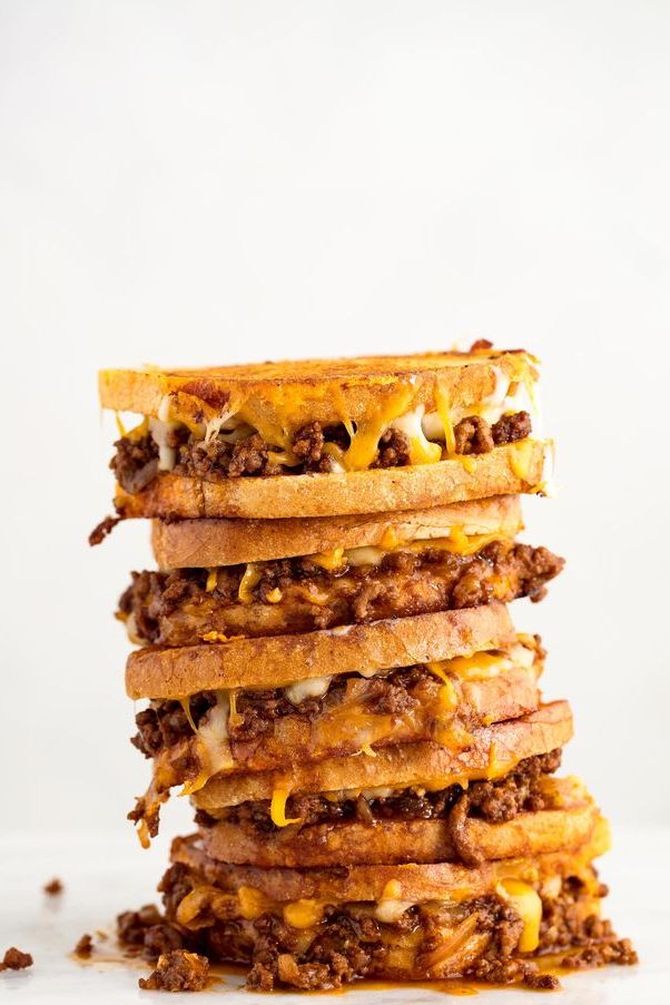 delish sloppy grilled cheese