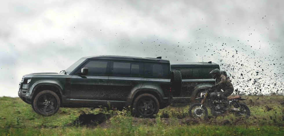 Land Rover Defender 2020 en el rodaje de 007 'No time to die'
