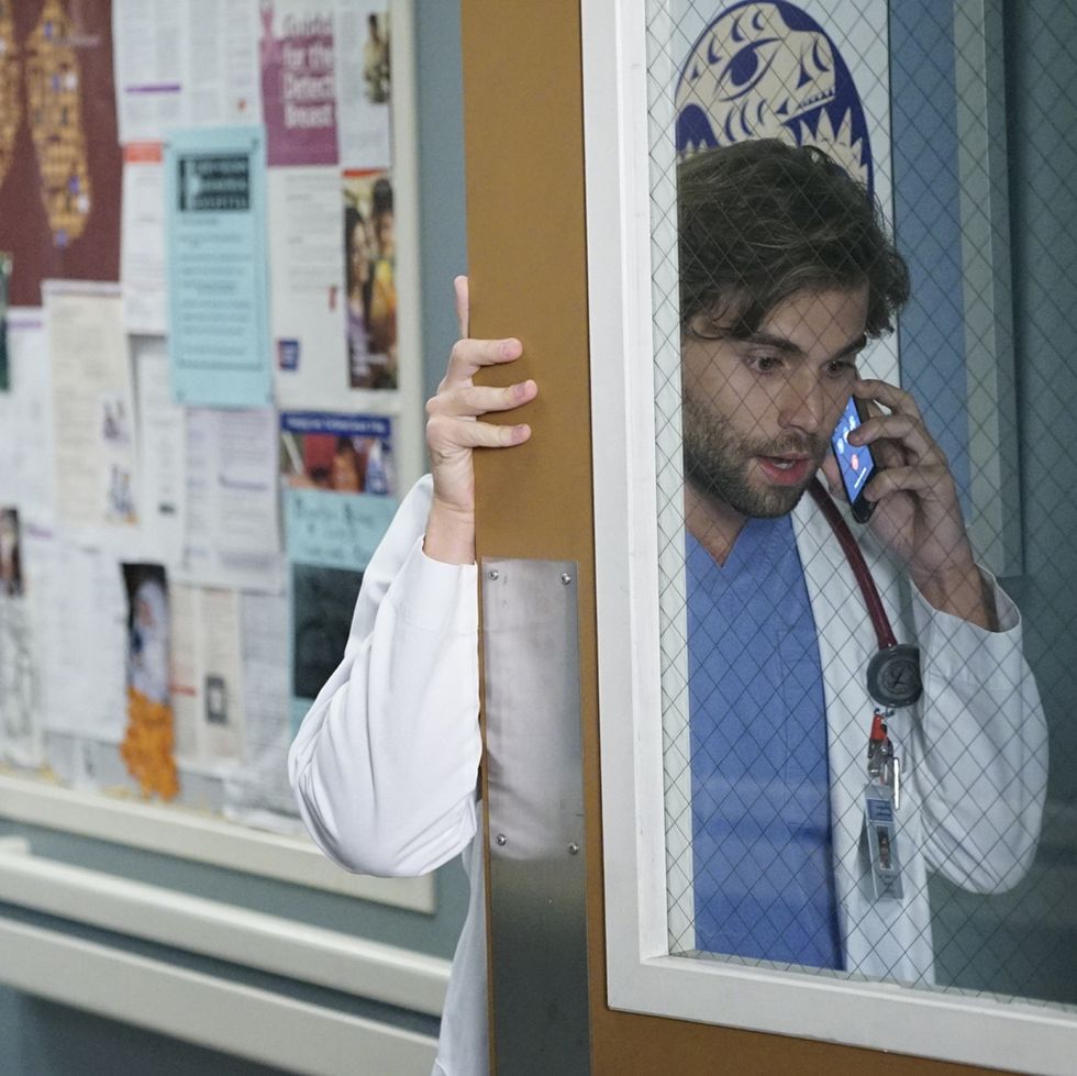 Grey's Anatomy Season 16 Fall Finale Car Crash Explained By Levi Schmitt  Actor Jake Borelli