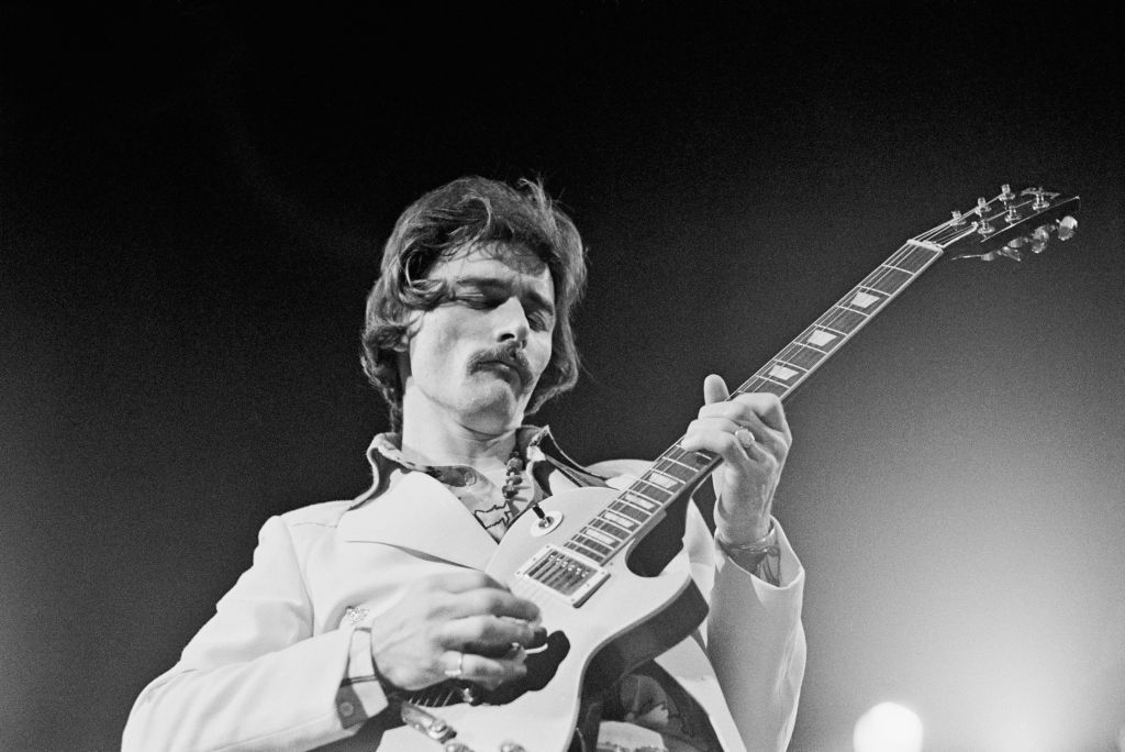 15th-september-guitarist-