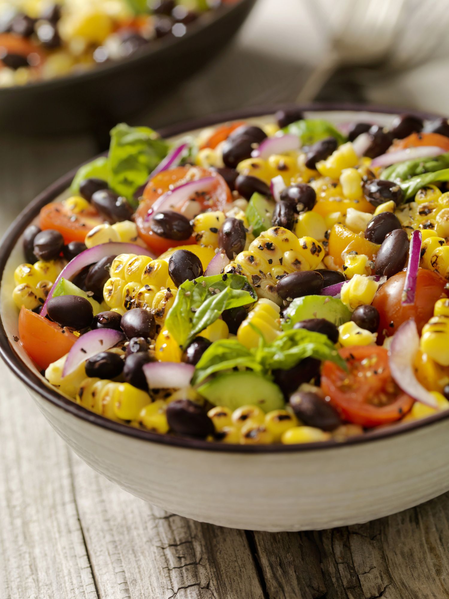 Las 12 mejores recetas de ensaladas con legumbres de bote para comer en  minutos