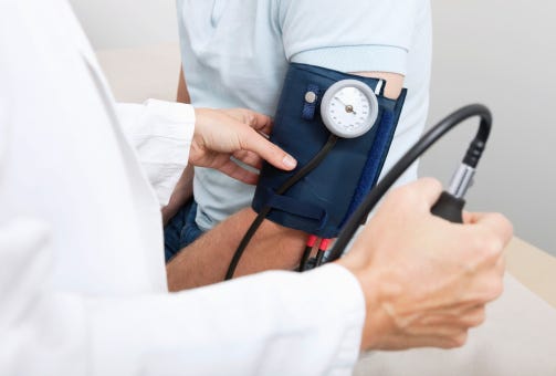 Medical procedure, Stethoscope, Medical assistant, Physician, Arm, Medical equipment, Health care provider, Health care, Hand, Patient, 