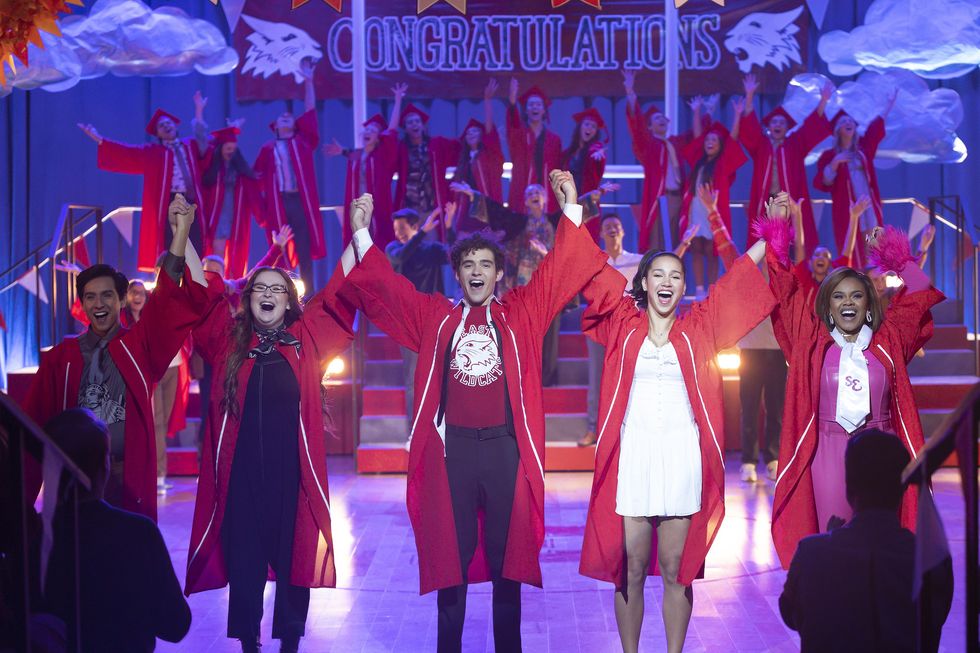 new 'high school musical the musical the series' season 4 images show wildcats and returning cast