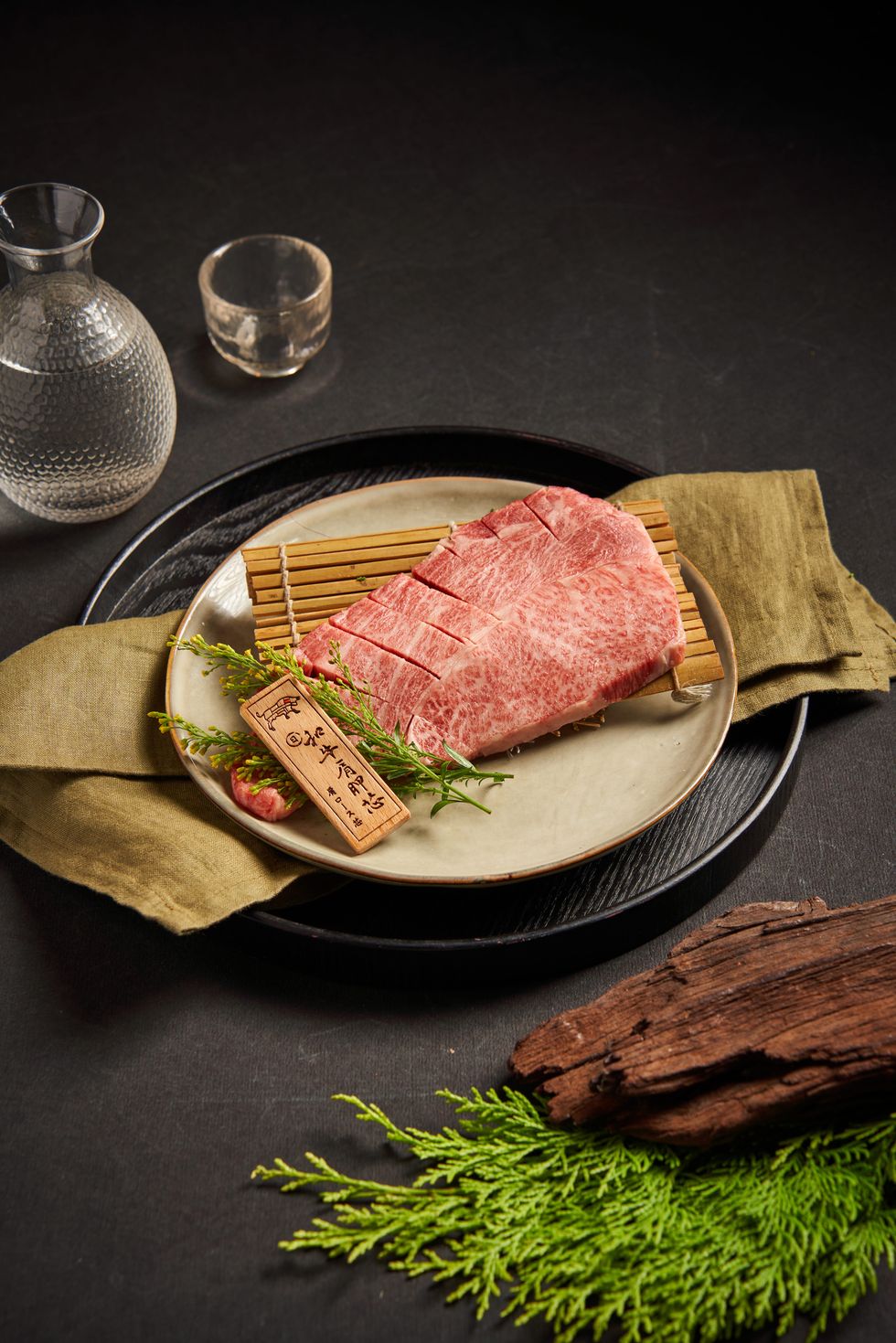 東區好評燒烤「上吉燒肉」推出新菜單！「隱藏版老饕指定菜單」專業桌邊代烤，日式正宗燒肉一吃上癮