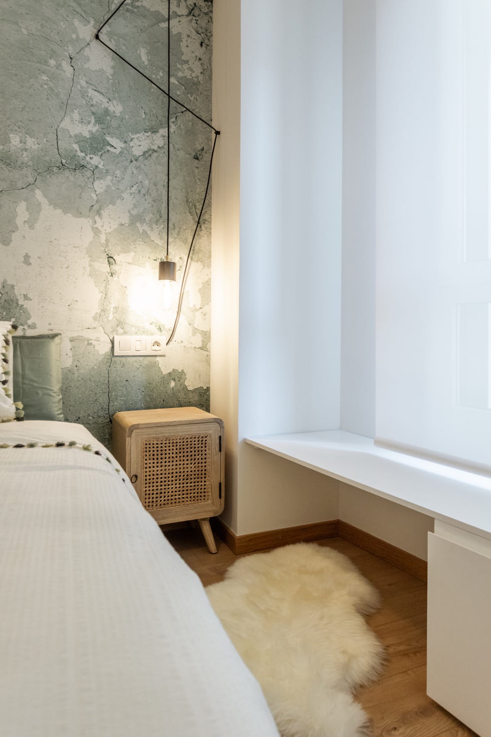 boho studio dan con la clave para transformar una anodina casa de nueva obra en bilbao en una oda al estilo industrial