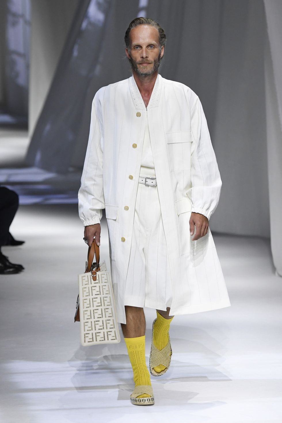 Fendi Spring 2021 Collection Images - Fendi's Runway Show Reflects On ...