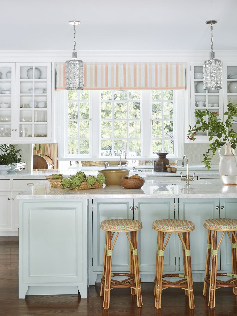 16 ideas con encanto para poner cortinas en tu cocina